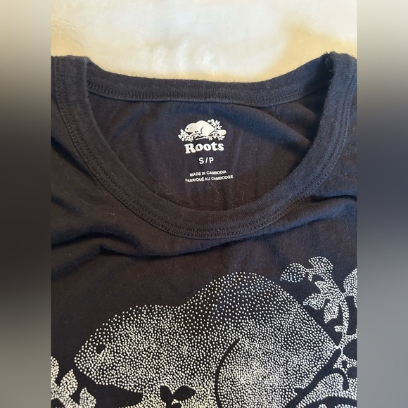 Roots Black Sleeveless Top with Nature-Inspired Logo - Picture 2 of 3